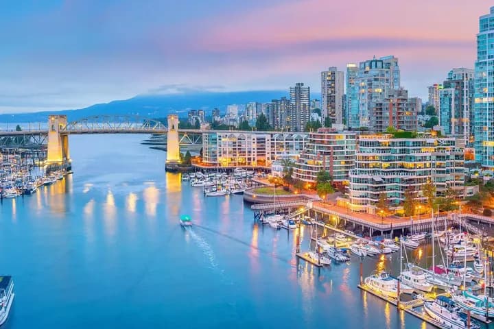 Vancouver y Auroras Boreales 7 Días