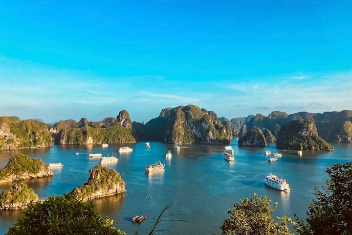 Súper Vietnam y Camboya Navegando por el Mekong